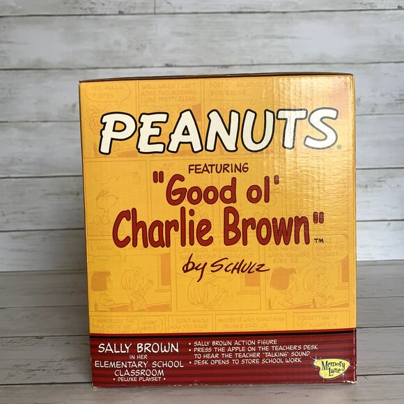 Peanuts Sally Brown Elementary School Classroom Deluxe Playset NIB Set of 2 - Picture 9 of 12